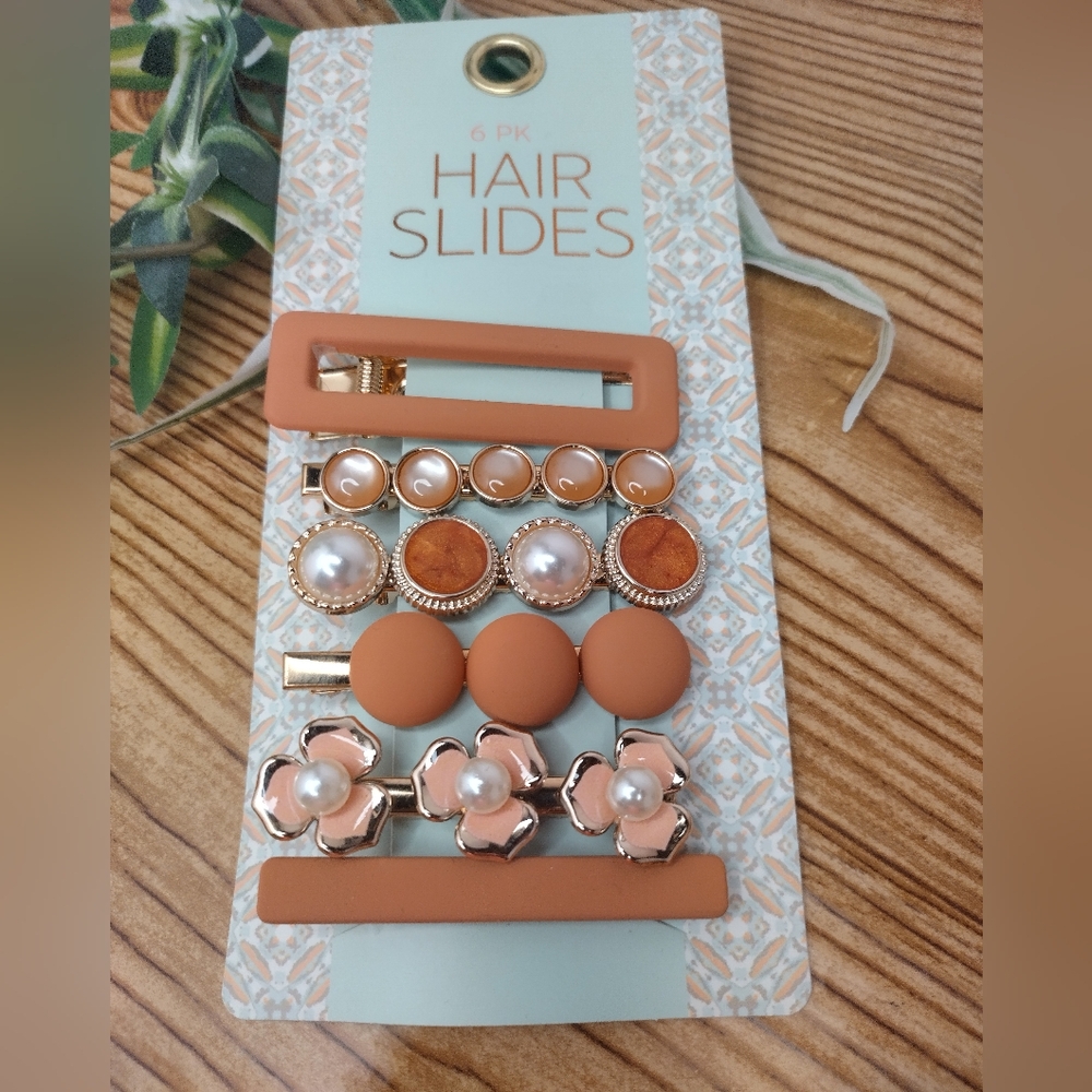 TRU BEAUTY SHOP~6 Piece Lifestyle Faux Pearl & Flower Hair Slides Hair Clips